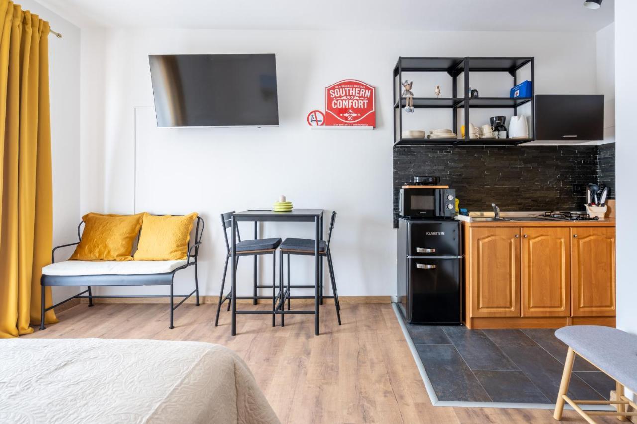 Alto 1 Studio Apartment Ровинь Экстерьер фото